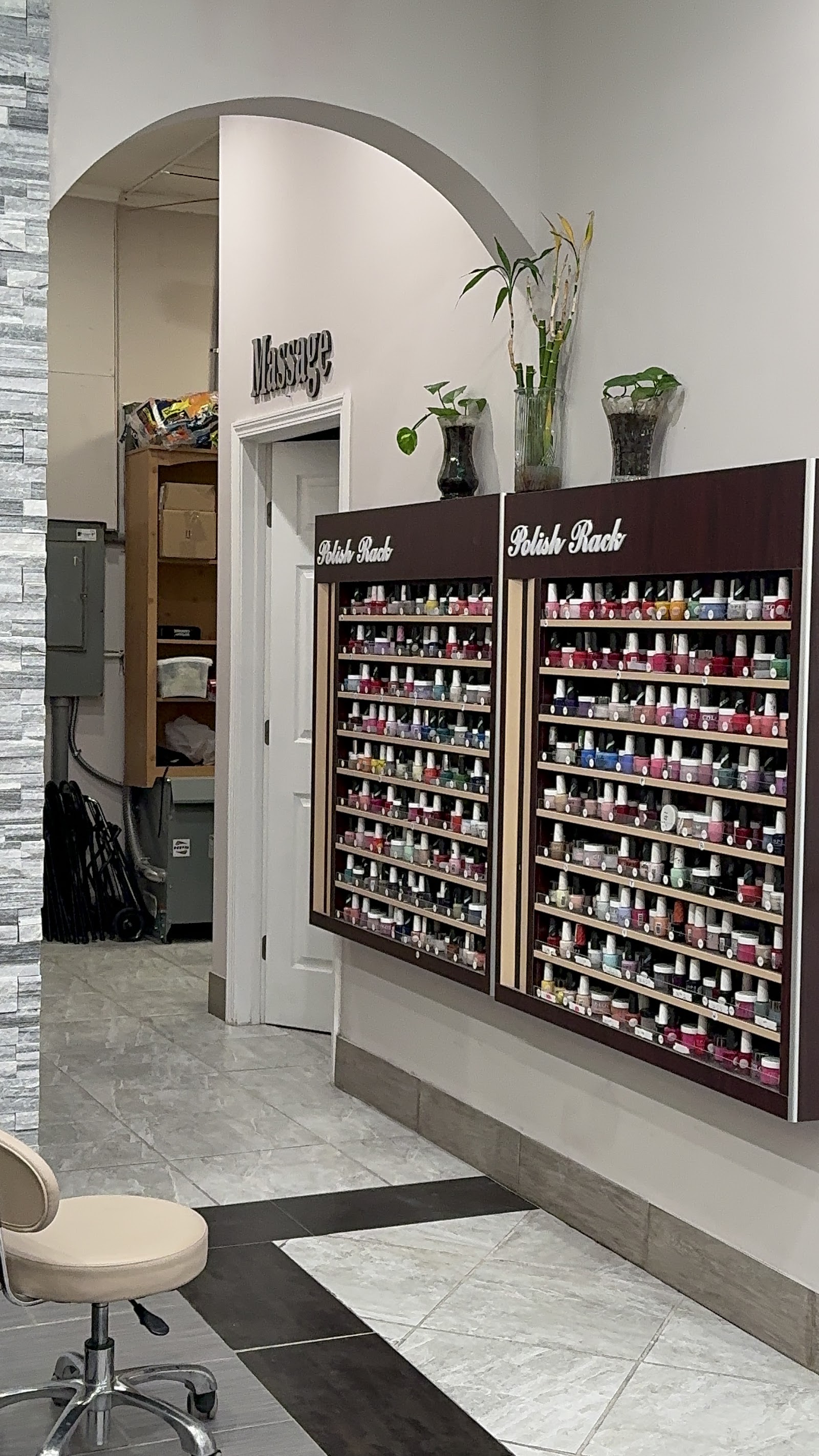 MEGA NAILS & SPA nail photo 7